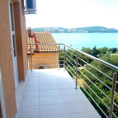 Apartment Jurcevic Traù Camera foto